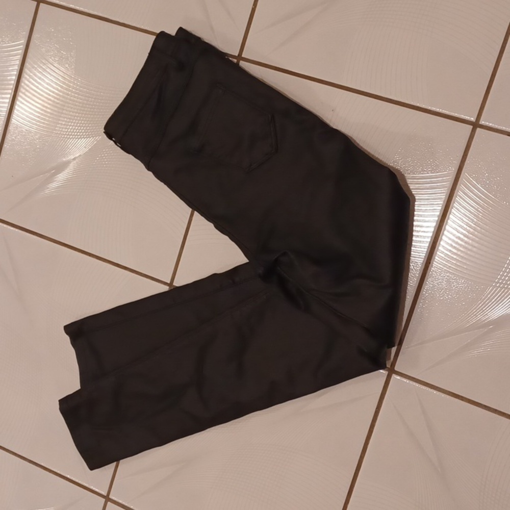 4/$80 Black Faux-Leather Pants - Size Medium
